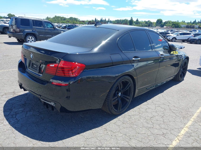 2015 BMW M5 VIN WBSFV9C55FD594490 IAAI salvage auction — FRONT END, Salvage (Oregon), sold $14,800 on 2026-08-27 (photo 4)