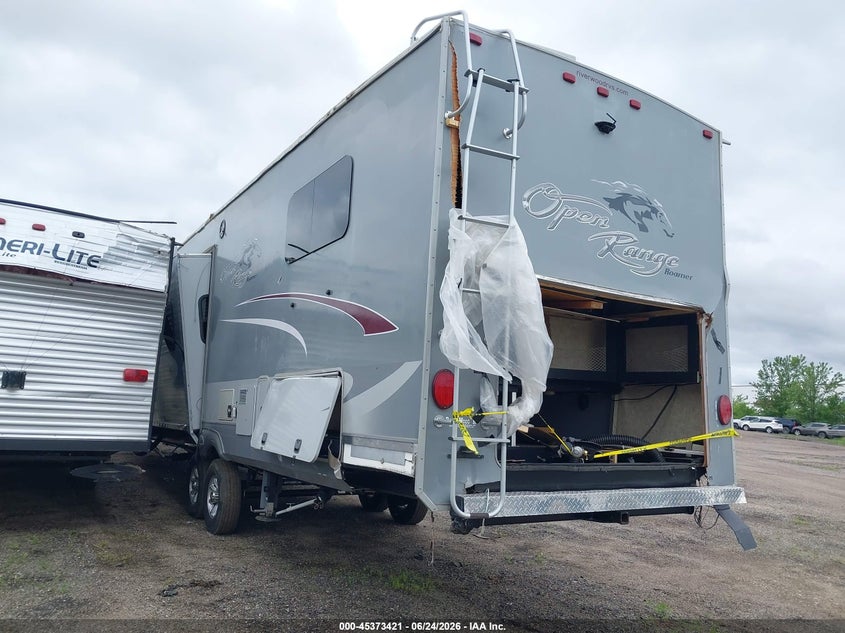 2016 Highland ridge Open range VIN 58TFL4121G5024101 IAAI salvage auction — STORM DAMAGE, Clear (North Dakota), sold $75 on 2026-07-28 (photo 3)