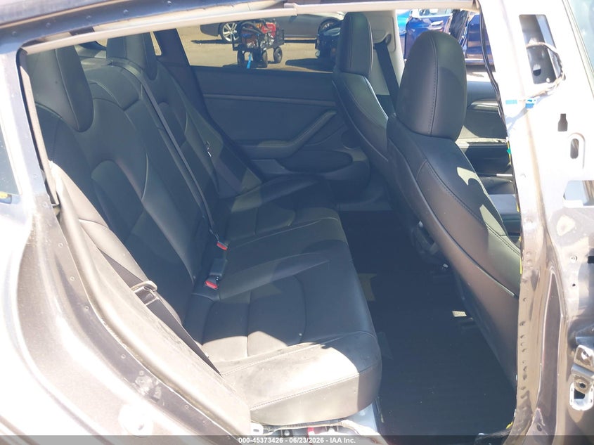 2023 Tesla Model 3 VIN 5YJ3E1EAXPF652870 IAAI salvage auction — SIDE, Salvage (California), sold $7,400 on 2026-07-16 (photo 8)