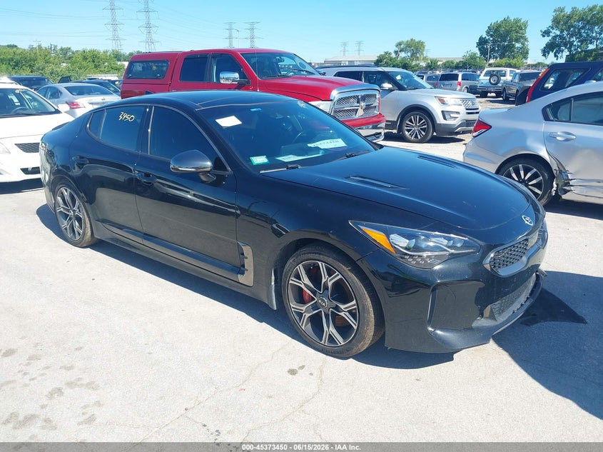 2018 Kia Stinger VIN KNAE55LC4J6020225 IAAI salvage auction — FRONT END, Salvage (Illinois), sold $8,200 on 2026-07-13 (photo 1)