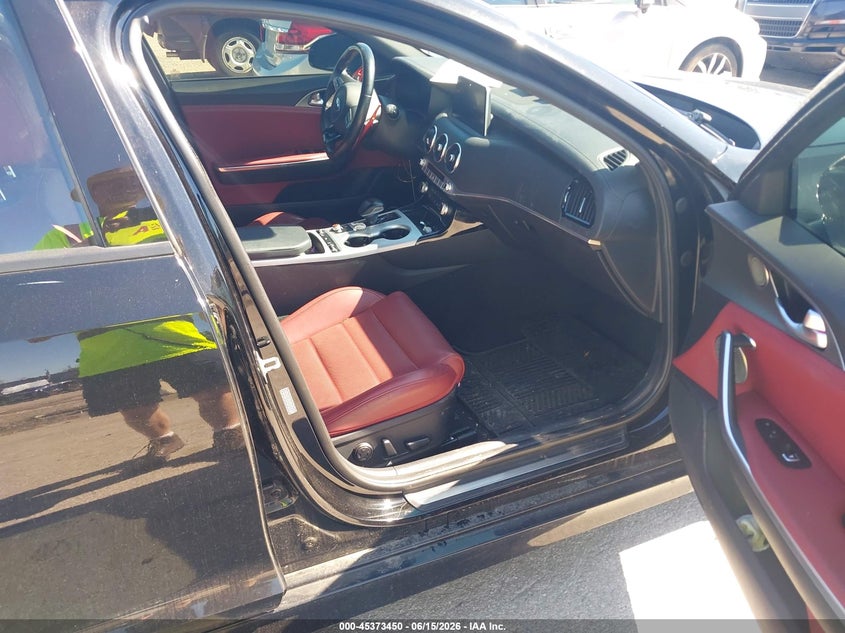 2018 Kia Stinger VIN KNAE55LC4J6020225 IAAI salvage auction — FRONT END, Salvage (Illinois), sold $8,200 on 2026-07-13 (photo 5)