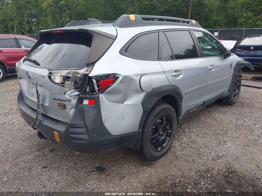 2022 Subaru Outback VIN 4S4BTGUD0N3269770 IAAI salvage auction — FRONT & REAR, Wait Title, sold $3,850 on 2026-09-01 (photo 4)
