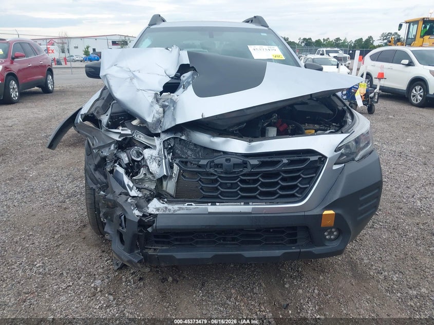 2022 Subaru Outback VIN 4S4BTGUD0N3269770 IAAI salvage auction — FRONT & REAR, Wait Title, sold $3,850 on 2026-09-01 (photo 6)