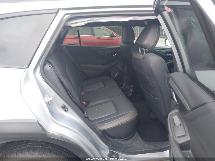 2022 Subaru Outback VIN 4S4BTGUD0N3269770 IAAI salvage auction — FRONT & REAR, Wait Title, sold $3,850 on 2026-09-01 (photo 8)