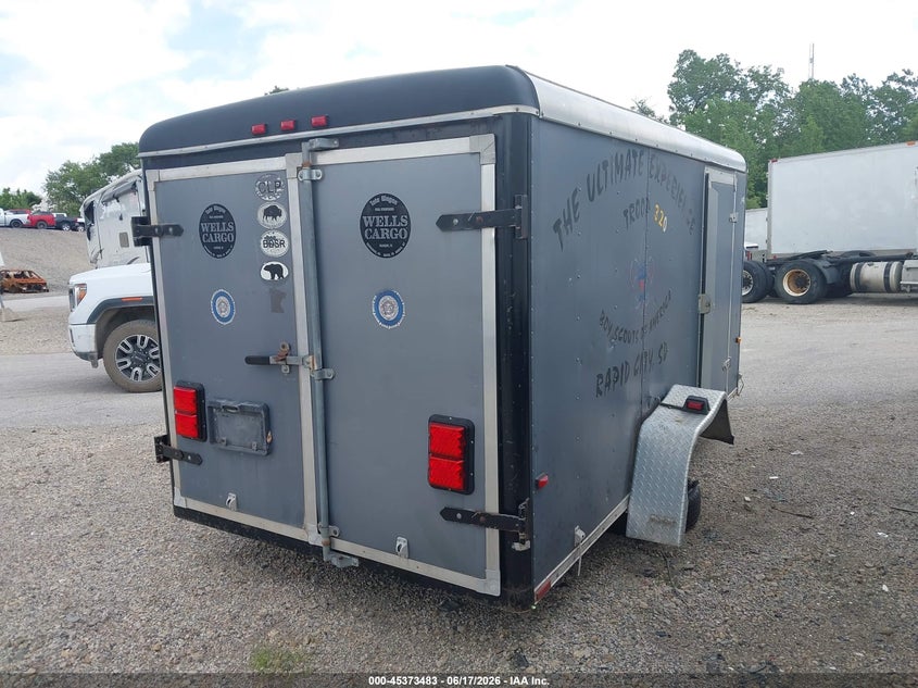 1997 Wells cargo Unknown VIN 1WC200E12V4028860 IAAI salvage auction — SIDE, Clear (North Dakota), sold $175 on 2026-07-22 (photo 4)