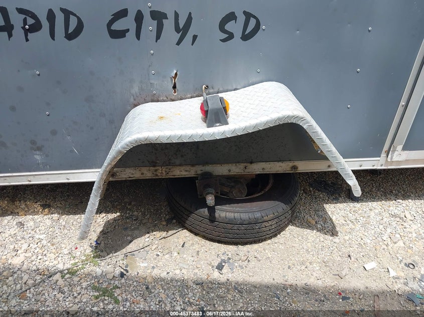 1997 Wells cargo Unknown VIN 1WC200E12V4028860 IAAI salvage auction — SIDE, Clear (North Dakota), sold $175 on 2026-07-22 (photo 6)