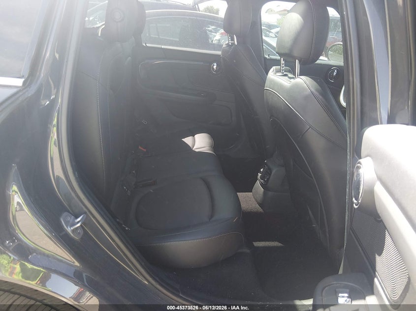 2017 Mini Countryman VIN WMZYT3C30H3D97885 IAAI salvage auction — NORMAL WEAR, Clear (Florida), sold $2,100 on 2026-07-28 (photo 8)