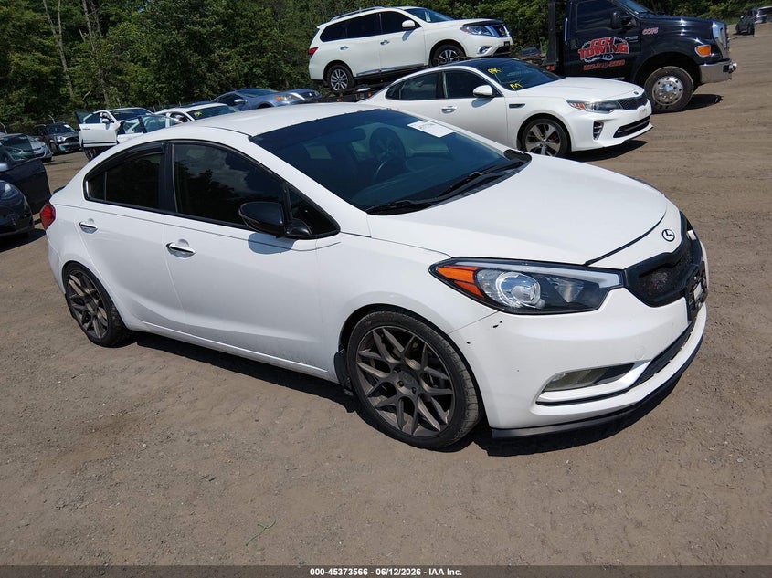 2014 Kia Forte VIN KNAFX4A83E5099289 IAAI salvage auction — NORMAL WEAR, Clear (Virginia), sold $500 on 2026-07-08 (photo 1)