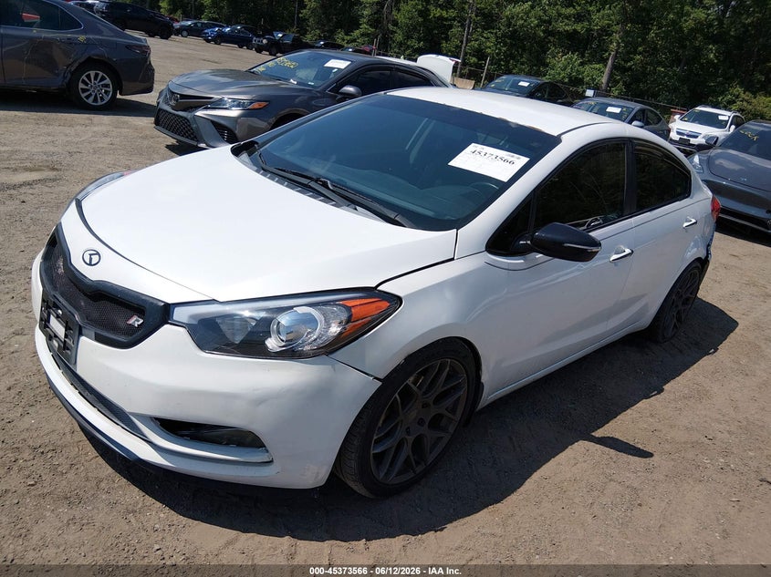 2014 Kia Forte VIN KNAFX4A83E5099289 IAAI salvage auction — NORMAL WEAR, Clear (Virginia), sold $500 on 2026-07-08 (photo 2)