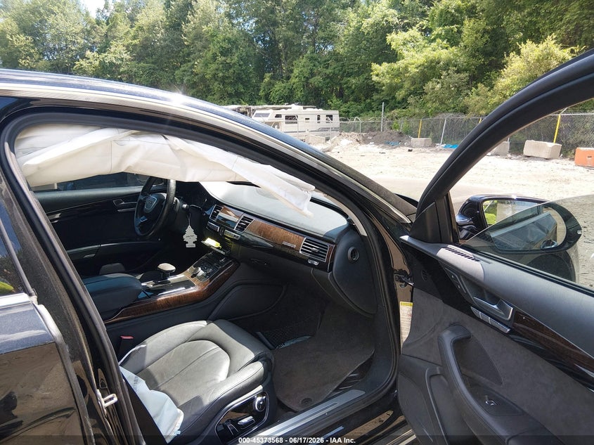 2012 Audi A8 VIN WAURVAFD2CN006606 IAAI salvage auction — FRONT END, Clear (Massachusetts), sold $525 on 2026-07-21 (photo 5)