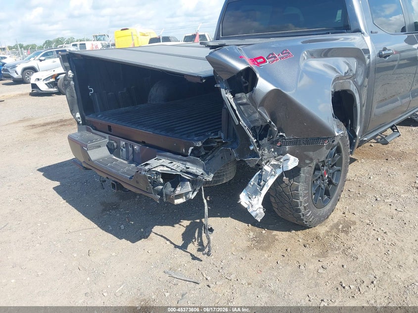 2024 Toyota Tundra VIN 5TFWA5DB0RX228813 IAAI salvage auction — FRONT & REAR, Salvage (Arkansas), sold $24,250 on 2026-07-22 (photo 6)