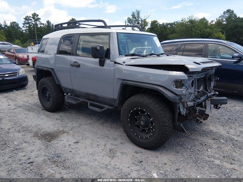 2014 Toyota Fj cruiser VIN JTEZU4BF9EK013986 IAAI salvage auction — FRONT END, Clear (South Carolina), sold $10,000 on 2026-07-28 (photo 1)
