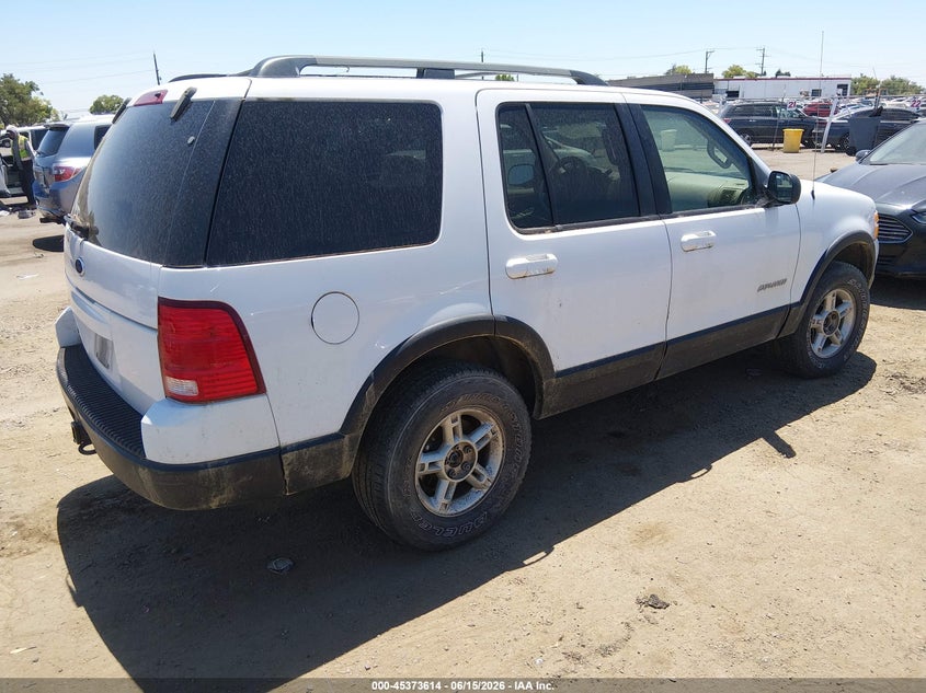2002 Ford Explorer VIN 1FMDU74E52ZB01940 IAAI salvage auction — NORMAL WEAR, Clear - Dealer Only (California), sold $250 on 2026-07-08 (photo 4)