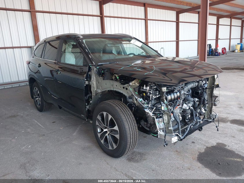 2026 Toyota Highlander VIN 5TDKBRCH0TS713135 IAAI salvage auction — FRONT END, Salvage Title, sold $25 on 2026-07-29 (photo 1)