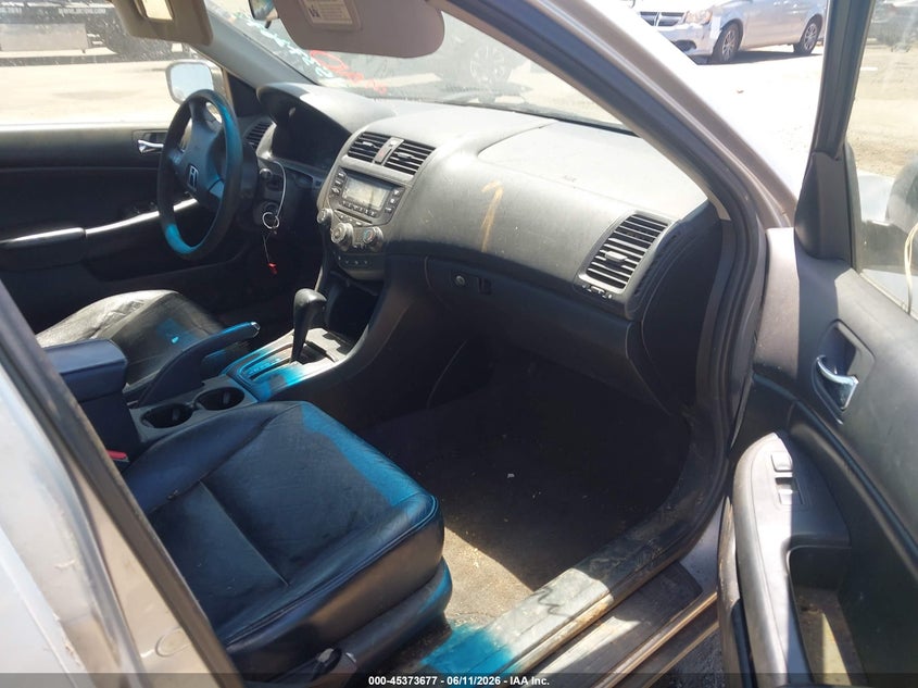 2004 Honda Accord VIN JHMCM56394C012344 IAAI salvage auction — NORMAL WEAR, Clear - Dealer Only (California), sold $350 on 2026-07-15 (photo 5)