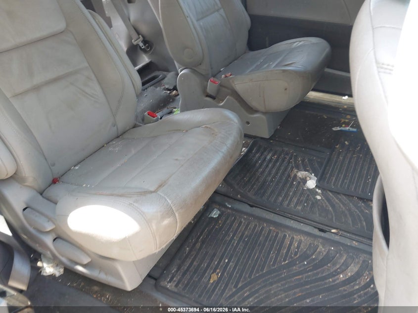 2015 Toyota Sienna VIN 5TDDK3DC8FS108258 IAAI salvage auction — REAR END, Mv-907A (New York), sold $4,150 on 2026-07-07 (photo 8)