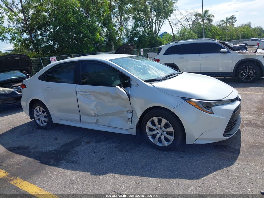 2025 Toyota Corolla VIN 5YFB4MDE0SP303394 IAAI salvage auction — SIDE, Salvage Title, sold $7,050 on 2026-07-20 (photo 6)