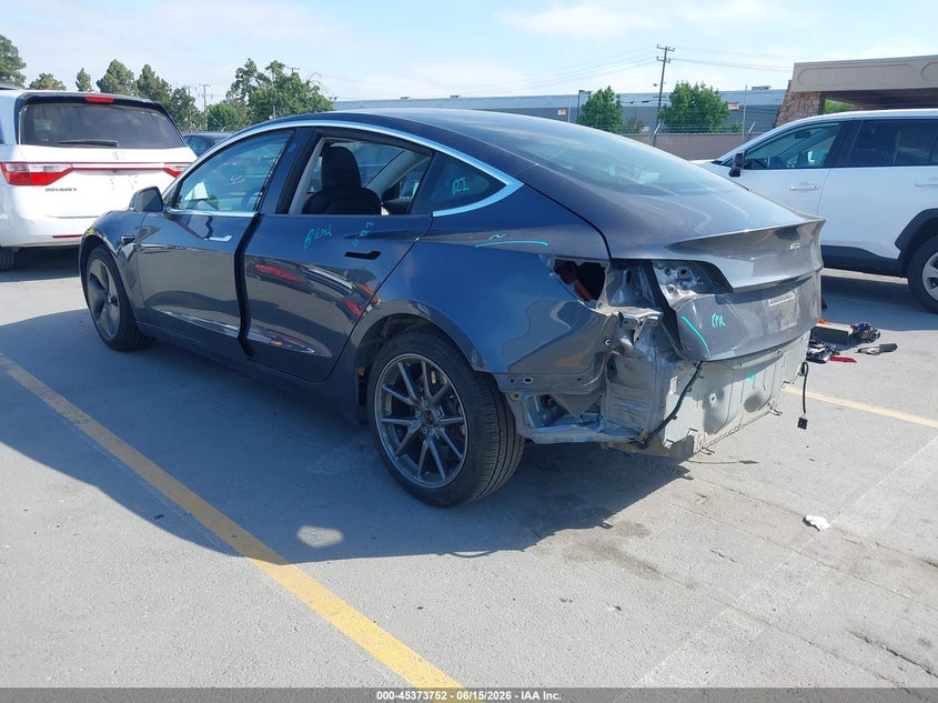 2020 Tesla Model 3 VIN 5YJ3E1EAXLF739310 IAAI salvage auction — LEFT REAR, Salvage Title, sold $6,000 on 2026-07-13 (photo 3)