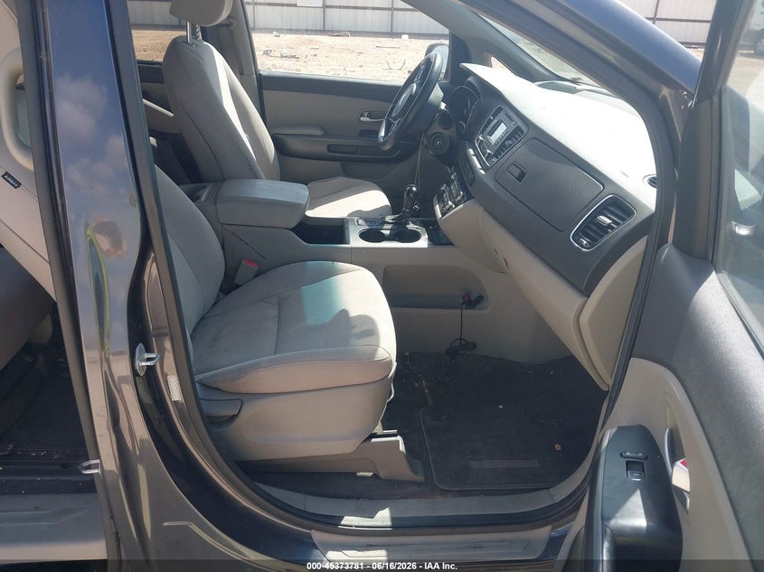 2016 Kia SEDONA VIN KNDMB5C11G6089310 IAAI salvage auction — NORMAL WEAR, Clear (Utah), sold $1,250 on 2026-07-09 (photo 5)