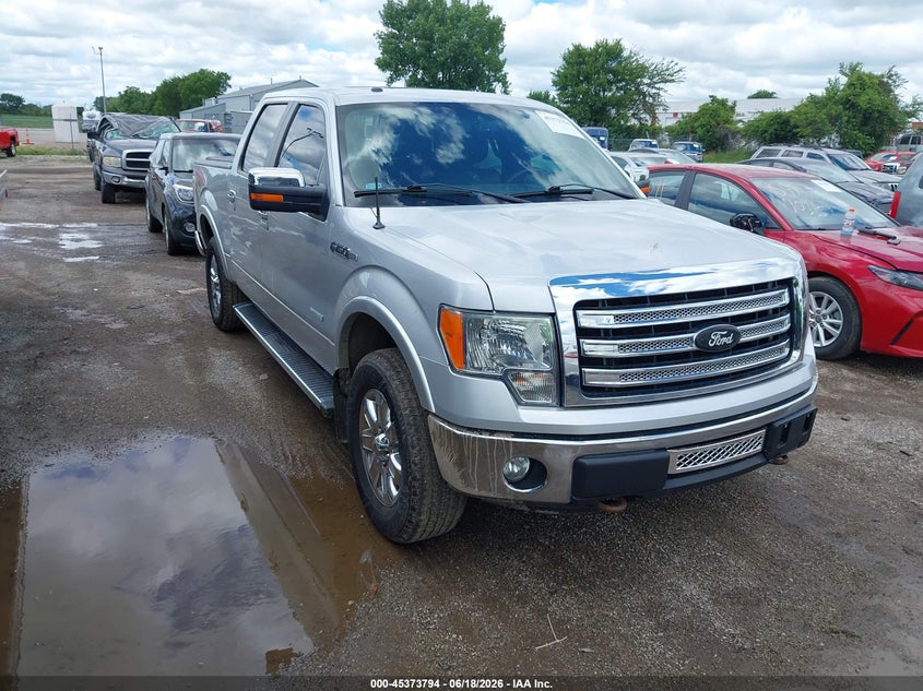 2013 Ford F-150 VIN 1FTFW1ET3DKG30042 IAAI salvage auction — REAR END, Salvage Title, sold $3,300 on 2026-07-28 (photo 1)
