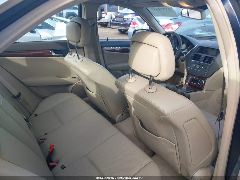 2010 Mercedes-benz C class VIN WDDGF8BB6AR121273 IAAI salvage auction — LEFT FRONT, Clear (Massachusetts), sold $425 on 2026-07-24 (photo 8)