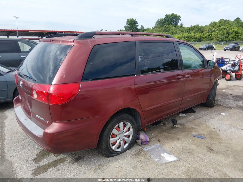 2007 Toyota Sienna VIN 5TDZK23C97S072079 IAAI salvage auction — SIDE, Salvage (Louisiana), sold $375 on 2026-07-15 (photo 4)