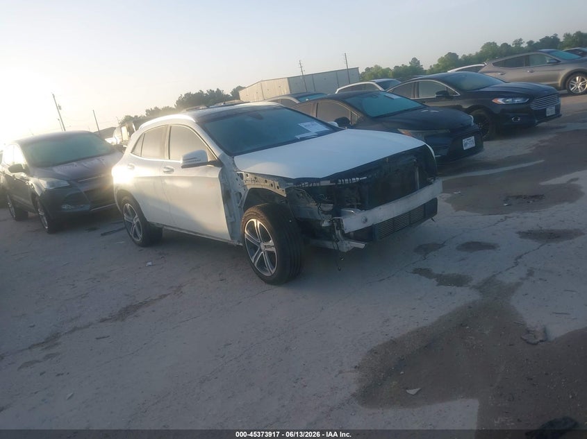 2016 Mercedes-benz Gla-klasse VIN WDCTG4GB4GJ194148 IAAI salvage auction — FRONT END, Salvage (Texas), sold $2,100 on 2026-07-29 (photo 1)