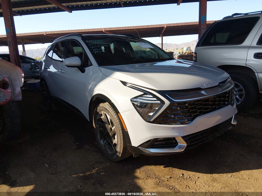 2025 Kia Sportage VIN 5XYK53DF9SG270111 IAAI salvage auction — REAR END, Salvage (Arizona), sold $11,000 on 2026-07-28 (photo 1)