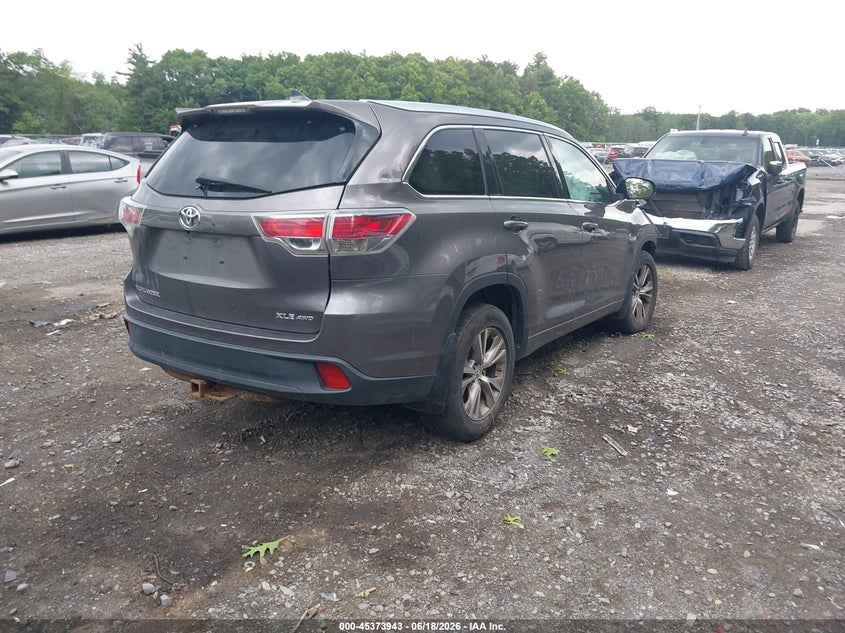 2015 Toyota Highlander VIN 5TDJKRFH0FS151085 IAAI salvage auction — FRONT END, Salvage Title, sold $1,200 on 2026-07-28 (photo 4)