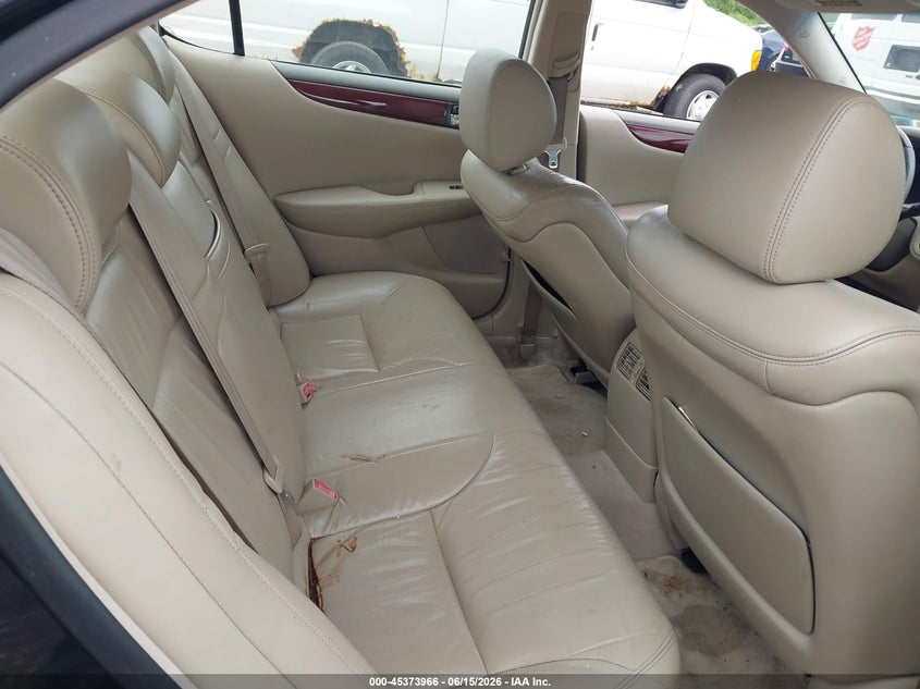 2003 Lexus Es 300 VIN JTHBF30G130099341 IAAI salvage auction — NORMAL WEAR, Clear (New York), sold $425 on 2026-07-09 (photo 8)