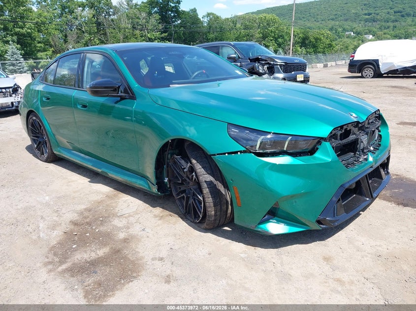 2026 BMW M5 VIN WBS83FK00TCW75661 IAAI salvage auction — FRONT END, Salvage Title, sold $81,750 on 2026-08-24 (photo 1)