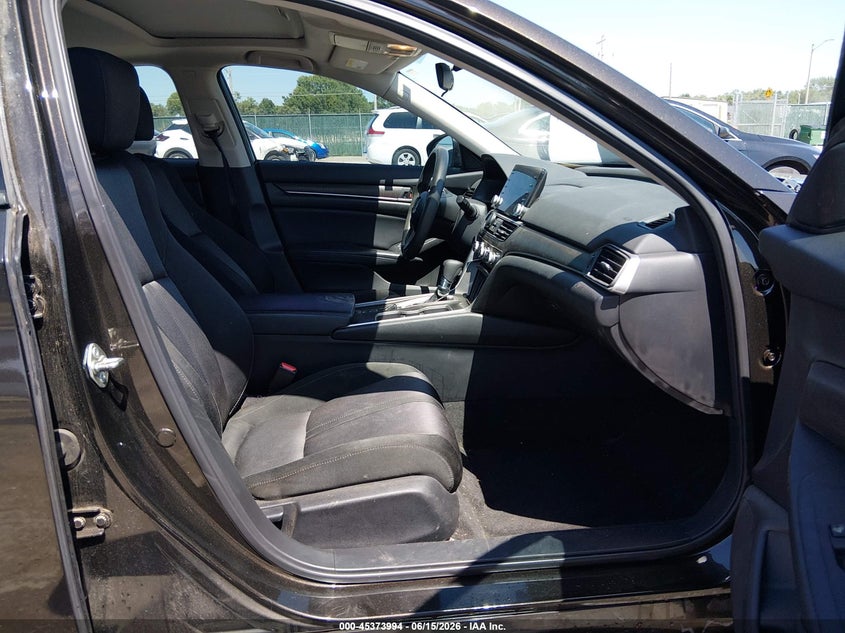 2018 Honda Accord VIN 1HGCV1F46JA036769 IAAI salvage auction — ROOF, Salvage (Kansas), sold $8,900 on 2026-07-31 (photo 5)