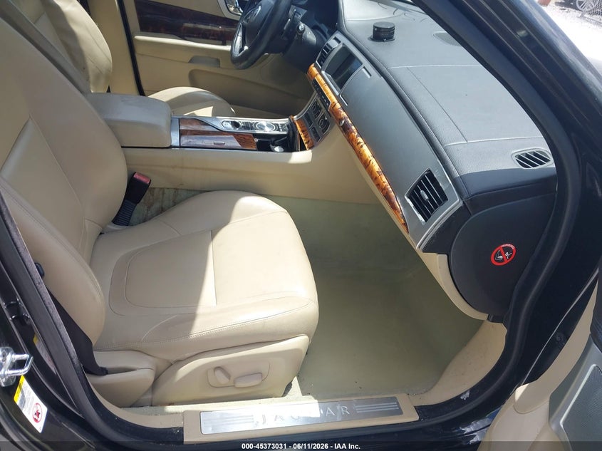 2013 Jaguar Xf VIN SAJWA0E73D8S95794 IAAI salvage auction — NORMAL WEAR, Clear (Louisiana), sold $925 on 2026-07-23 (photo 5)