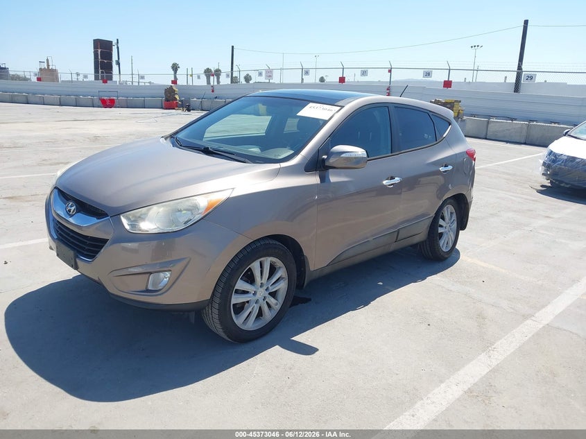 2013 Hyundai Tucson VIN KM8JU3ACXDU637278 IAAI salvage auction — LEFT SIDE, Salvage (California), sold $2,400 on 2026-07-08 (photo 2)