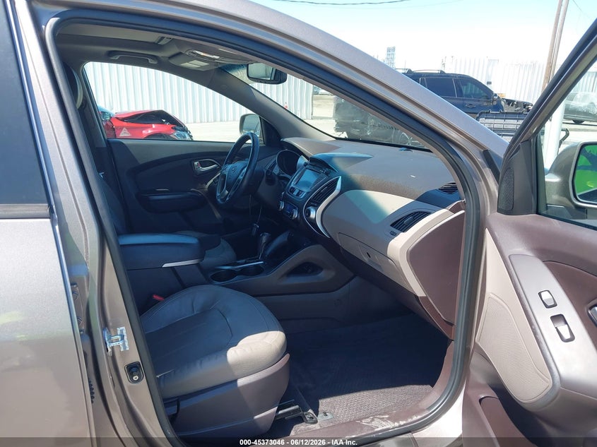 2013 Hyundai Tucson VIN KM8JU3ACXDU637278 IAAI salvage auction — LEFT SIDE, Salvage (California), sold $2,400 on 2026-07-08 (photo 5)