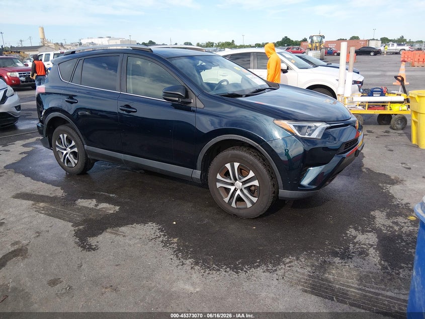 2018 Toyota Rav 4 VIN JTMZFREV2JJ749196 IAAI salvage auction — REAR END, Salvage (Missouri), sold $7,150 on 2026-07-14 (photo 1)