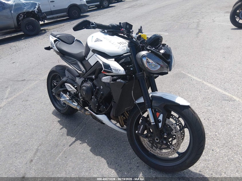 2025 Triumph motorcycle Street VIN SMTA604S6STCC6852 IAAI salvage auction — FRONT END, Salvage (California), sold $2,650 on 2026-07-28 (photo 1)