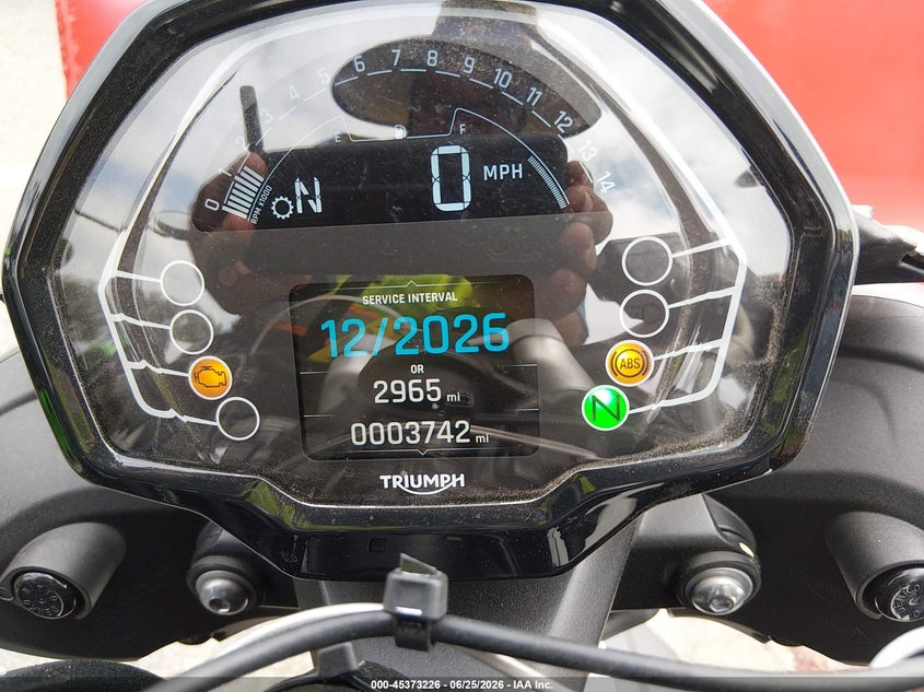 2025 Triumph motorcycle Street VIN SMTA604S6STCC6852 IAAI salvage auction — FRONT END, Salvage (California), sold $2,650 on 2026-07-28 (photo 7)