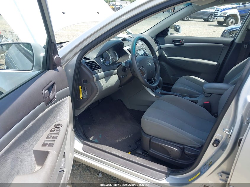 2009 Hyundai Sonata VIN 5NPET46C99H557396 IAAI salvage auction — RIGHT FRONT, Clear (Virginia), sold $1,150 on 2026-07-20 (photo 5)