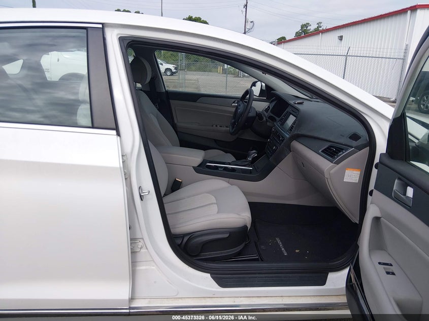 2017 Hyundai Sonata hybrid VIN KMHE24L13HA046127 IAAI salvage auction — ALL OVER, Sf97 (Louisiana), sold $6,000 on 2026-08-03 (photo 5)