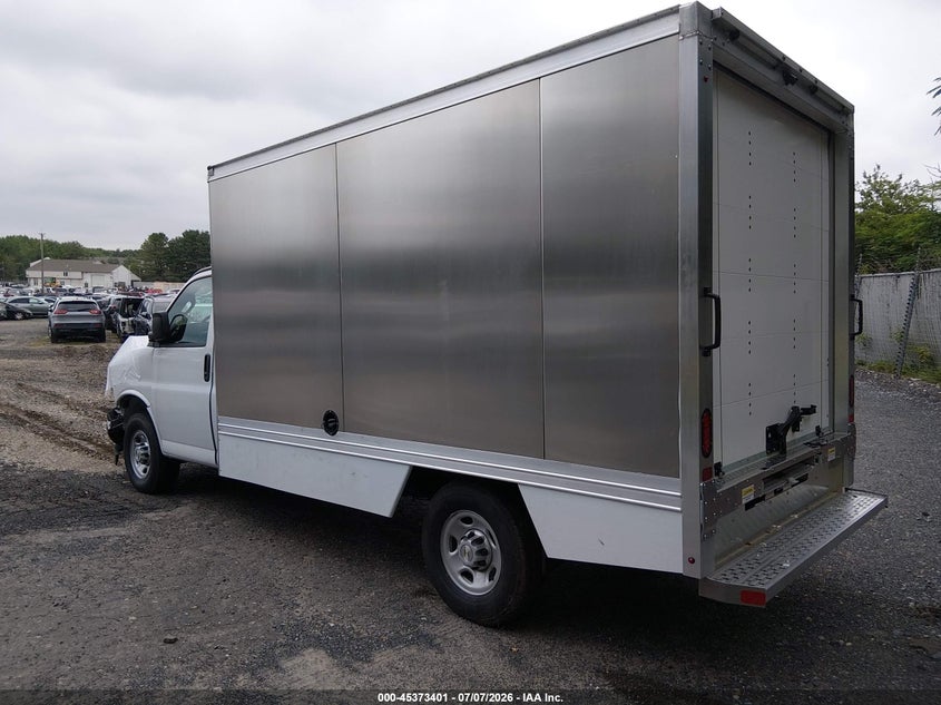 2025 Chevrolet Express 2500 VIN 1HA0GSF78SN020364 IAAI salvage auction — FRONT END, Clear (Pennsylvania), sold $13,200 on 2026-07-14 (photo 3)