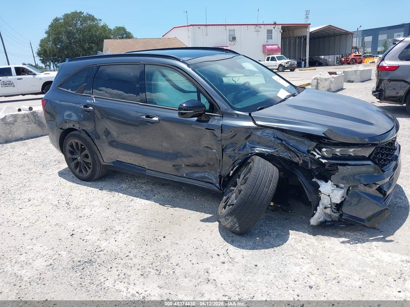 2023 Kia Sorento VIN 5XYRK4LF4PG246031 IAAI salvage auction — SIDE, Salvage Title, sold $5,300 on 2026-07-28 (photo 1)