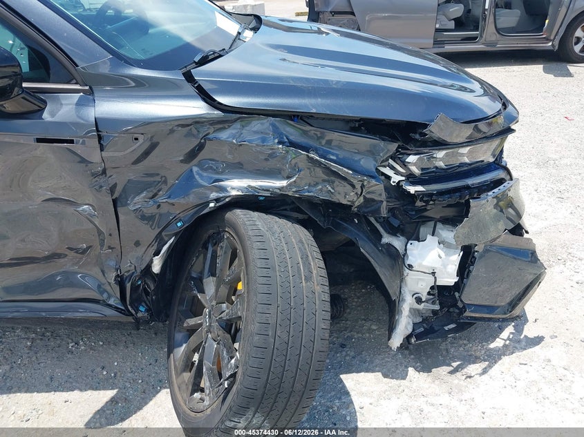 2023 Kia Sorento VIN 5XYRK4LF4PG246031 IAAI salvage auction — SIDE, Salvage Title, sold $5,300 on 2026-07-28 (photo 6)