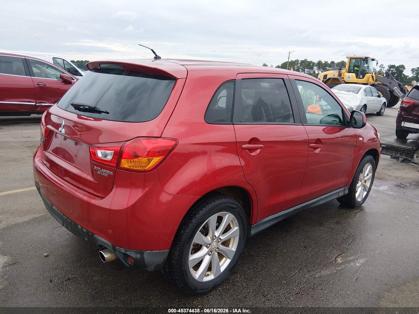2014 Mitsubishi Outlander VIN 4A4AP3AU3EE014304 IAAI salvage auction — SIDE, Salvage (South Carolina), sold $1,150 on 2026-07-10 (photo 4)