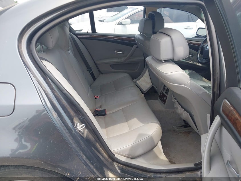 2008 BMW 5er VIN WBANU53558CT09890 IAAI salvage auction — REAR END, Clear (Oklahoma), sold $450 on 2026-08-04 (photo 8)