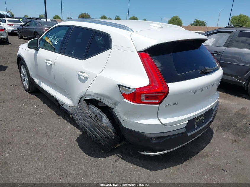 2022 Volvo Xc40 VIN YV4162UK8N2763273 IAAI salvage auction — LEFT REAR, Salvage Title, sold $25 on 2026-07-24 (photo 3)