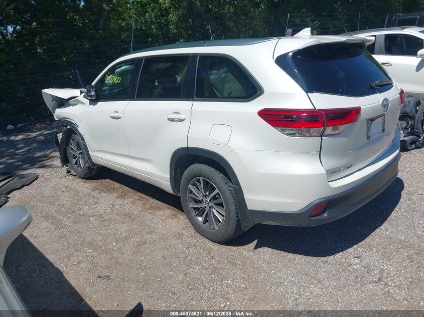 2018 Toyota Highlander VIN 5TDJZRFH0JS807791 IAAI salvage auction — FRONT END, Salvage (Indiana), sold $4,150 on 2026-07-15 (photo 3)