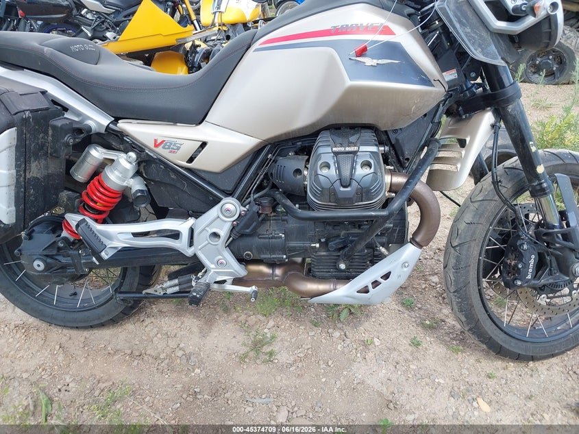 2025 Moto guzzi VIN ZGUMLUB03SS000060 IAAI salvage auction — ALL OVER, Salvage Title, sold $2,750 on 2026-08-04 (photo 8)