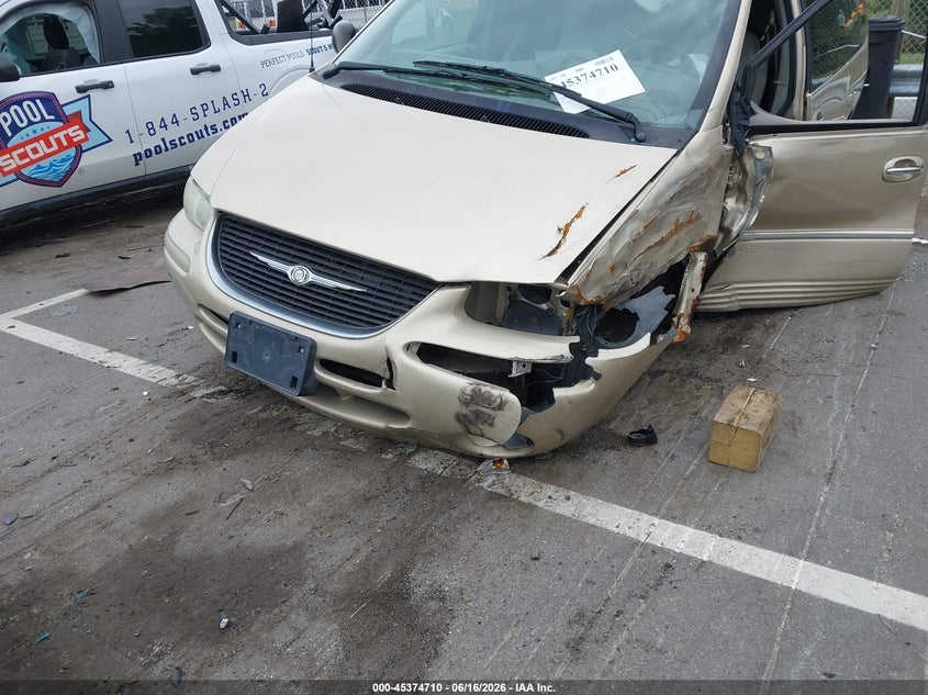 2000 Chrysler Town & country VIN 1C4GP64LXYB566801 IAAI salvage auction — LEFT FRONT, Salvage (North Carolina), sold $250 on 2026-07-09 (photo 6)