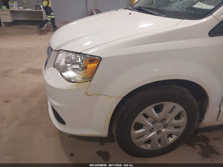 2017 Dodge Grand caravan VIN 2C4RDGBG0HR736629 IAAI salvage auction — NORMAL WEAR, Sf97 (Minnesota), sold $13,150 on 2026-07-14 (photo 6)